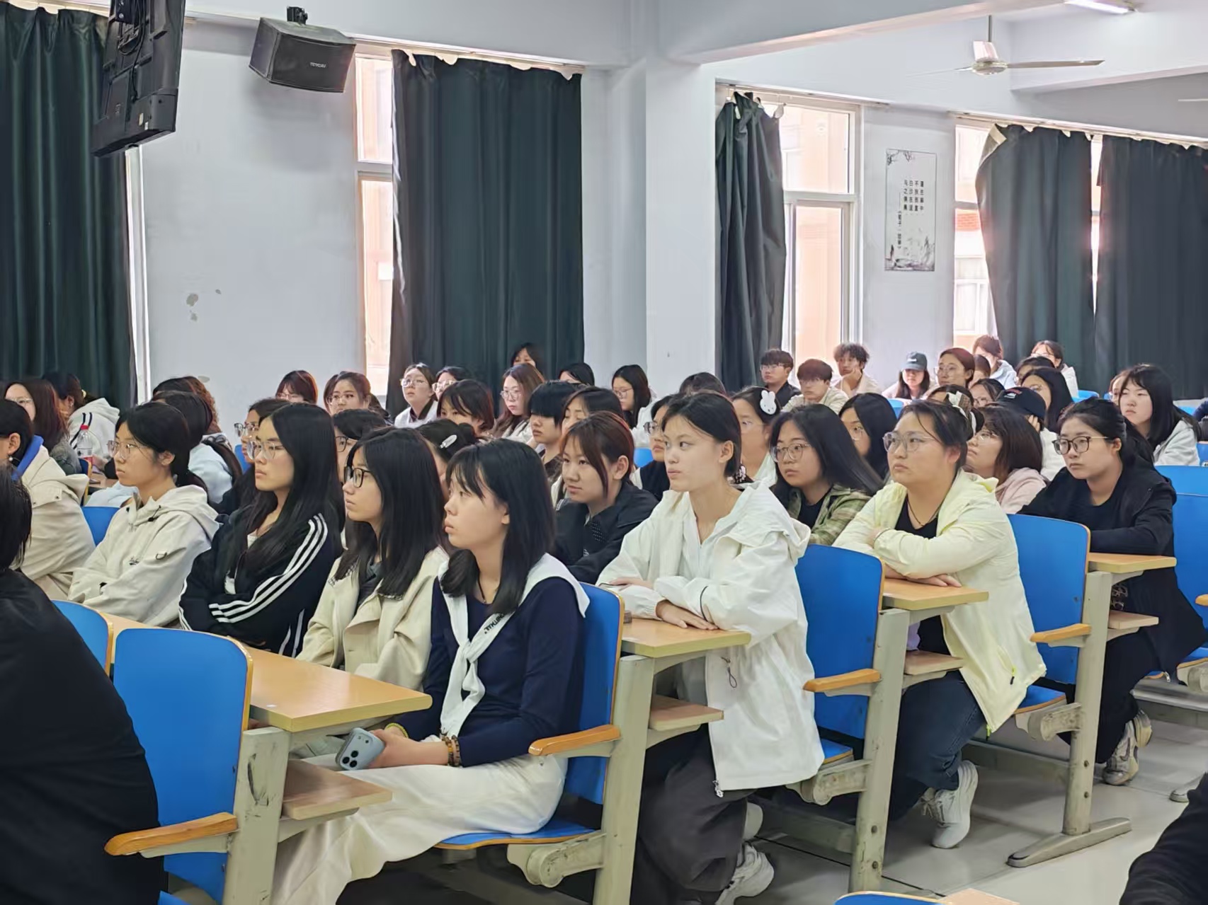 中醫養生啟智慧，健康科普潤校園——康復醫學院開展健康知識專題宣講活動（第四期）