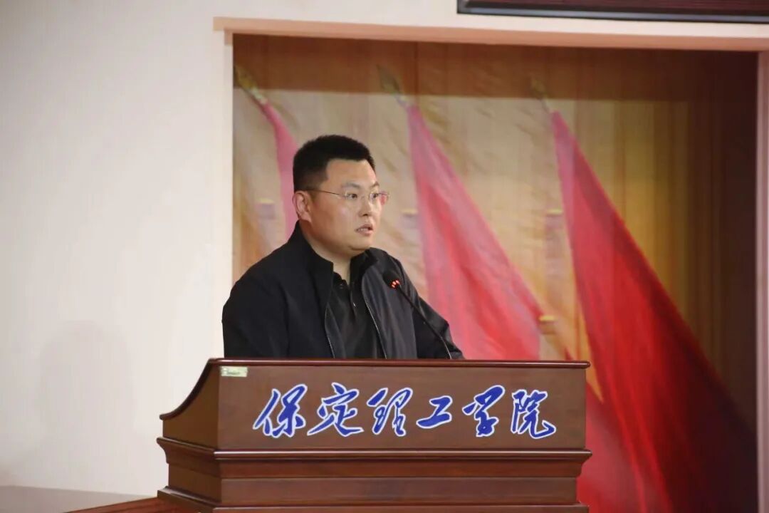 大咖進校園 職場開講啦｜保定人社局專場宣講助力保理學子高質量就業