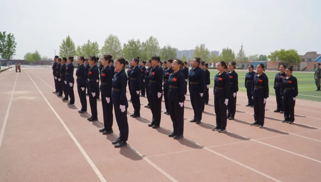 【國旗護衛隊】保定理工學院國旗護衛隊舉行第二十一屆接旗暨授臂章儀式
