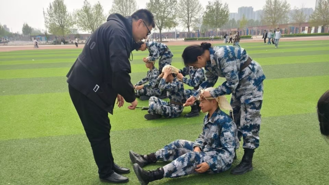 聚力轉型礪精兵 初心如磐擔使命——我校國旗護衛隊開啟實戰化綜合訓練新征程