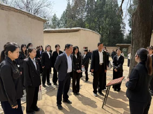 傳承紅色基因，筑牢黨建根基