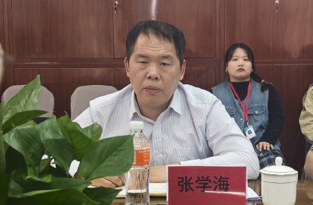 校黨委書記耿金龍到馬克思主義學院調研并參加思政課集體備課會