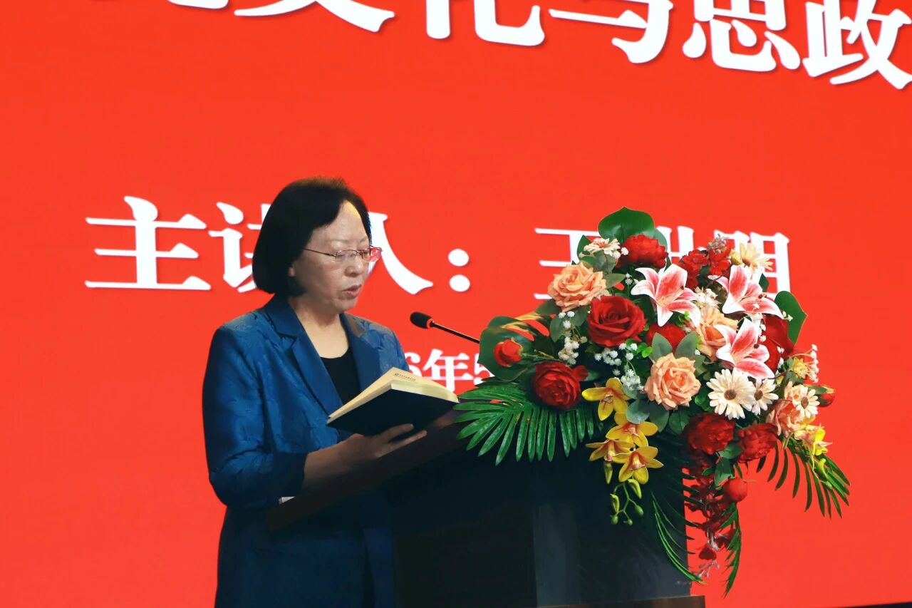 中宣部原副部長王世明應邀到保定理工學院作專題講座