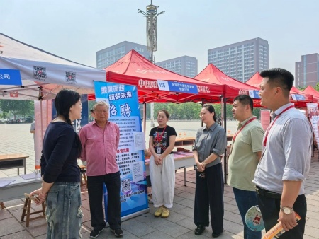 春招拓新路 校企筑前程 ——藝術(shù)學(xué)院多措并舉助力學(xué)子高質(zhì)量就業(yè)
