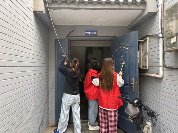 養(yǎng)成教育|保定理工學(xué)院管理學(xué)院開展社區(qū)公益志愿服務(wù)