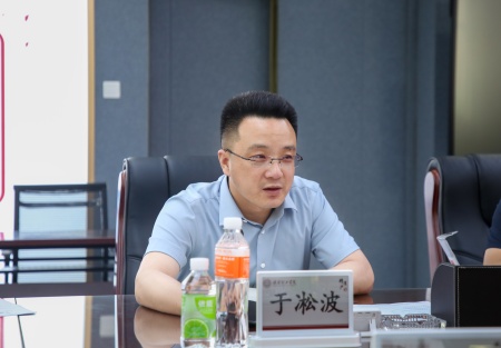 深化校企合作 共育行業(yè)英才 ——保定理工學院與國家廣播電視總局人才交流中心達成校企合作并簽約.