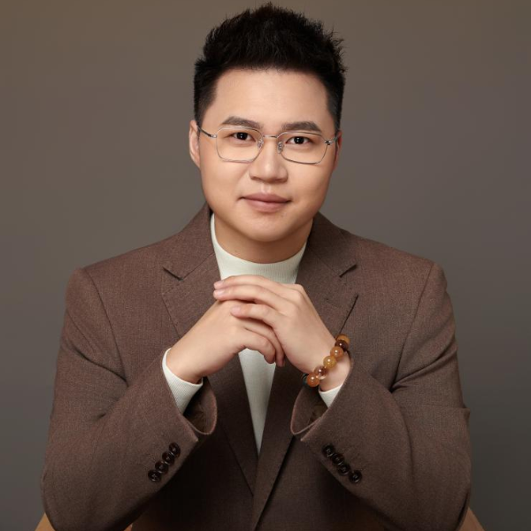 保定理工學院經濟學院舉行客座教授聘任儀式——知名專家賴愛德受聘